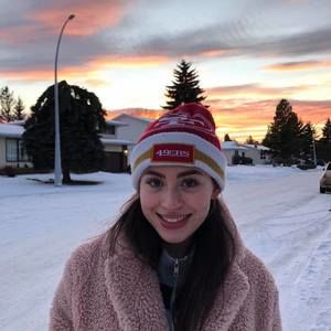 Meet your Posher, Emilie